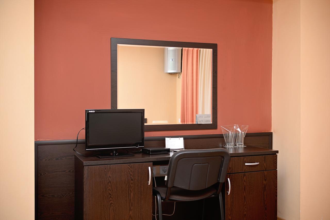 Family Art-Hotel Zora Vratsa ภายนอก รูปภาพ