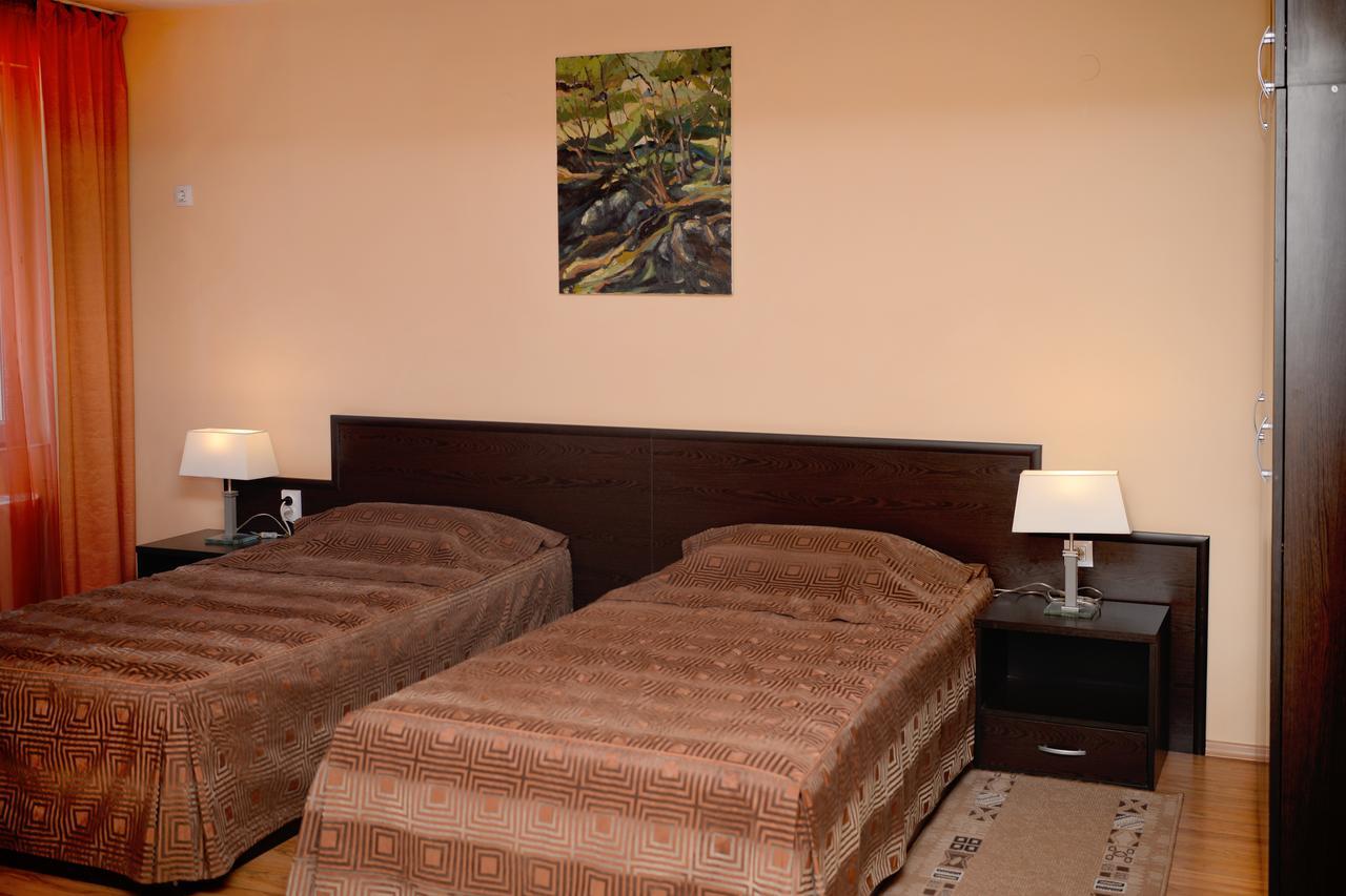 Family Art-Hotel Zora Vratsa ภายนอก รูปภาพ