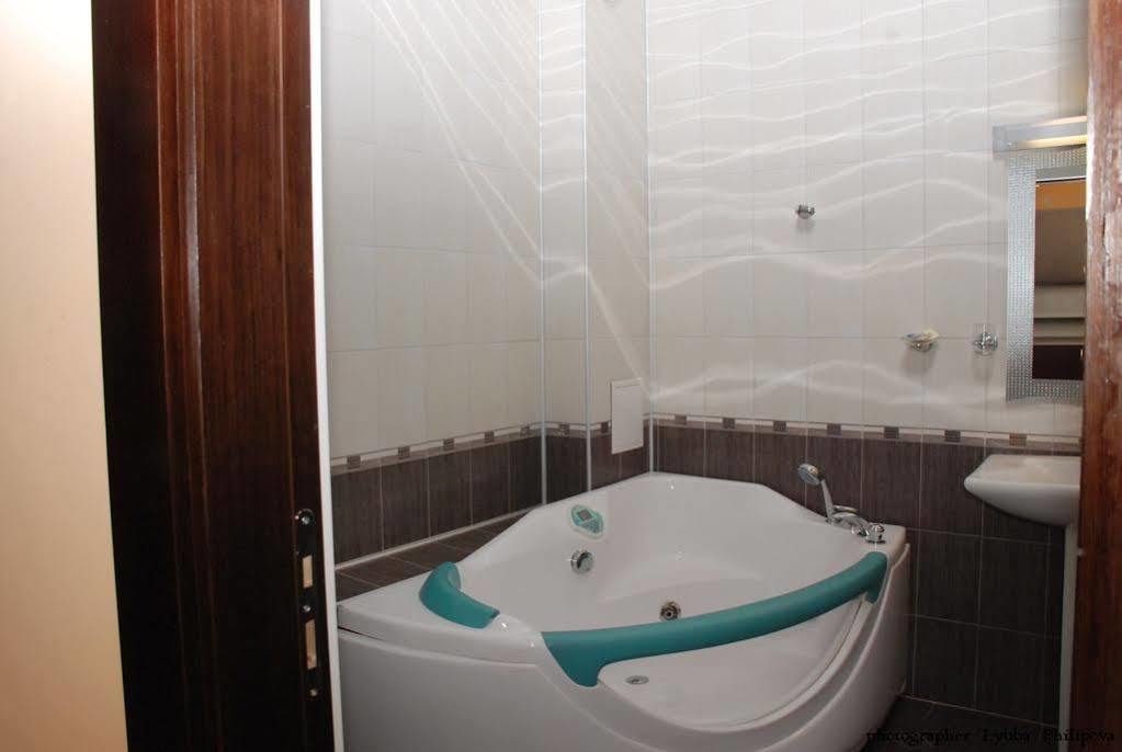 Family Art-Hotel Zora Vratsa ภายนอก รูปภาพ